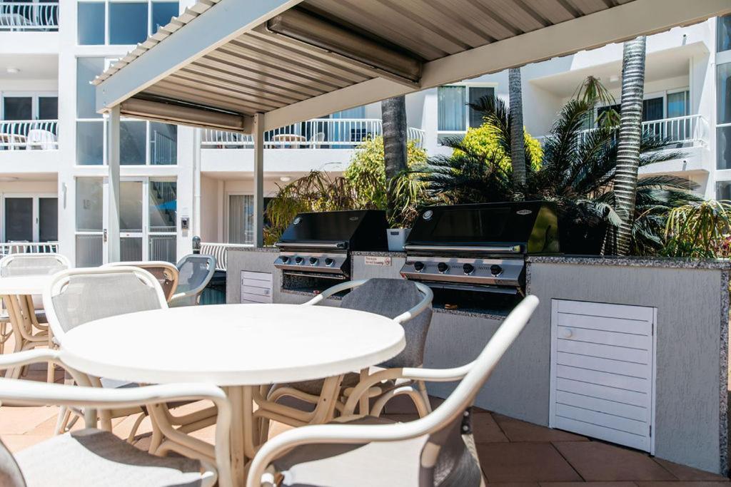 Le Beach Apartments Gold Coast Bagian luar foto